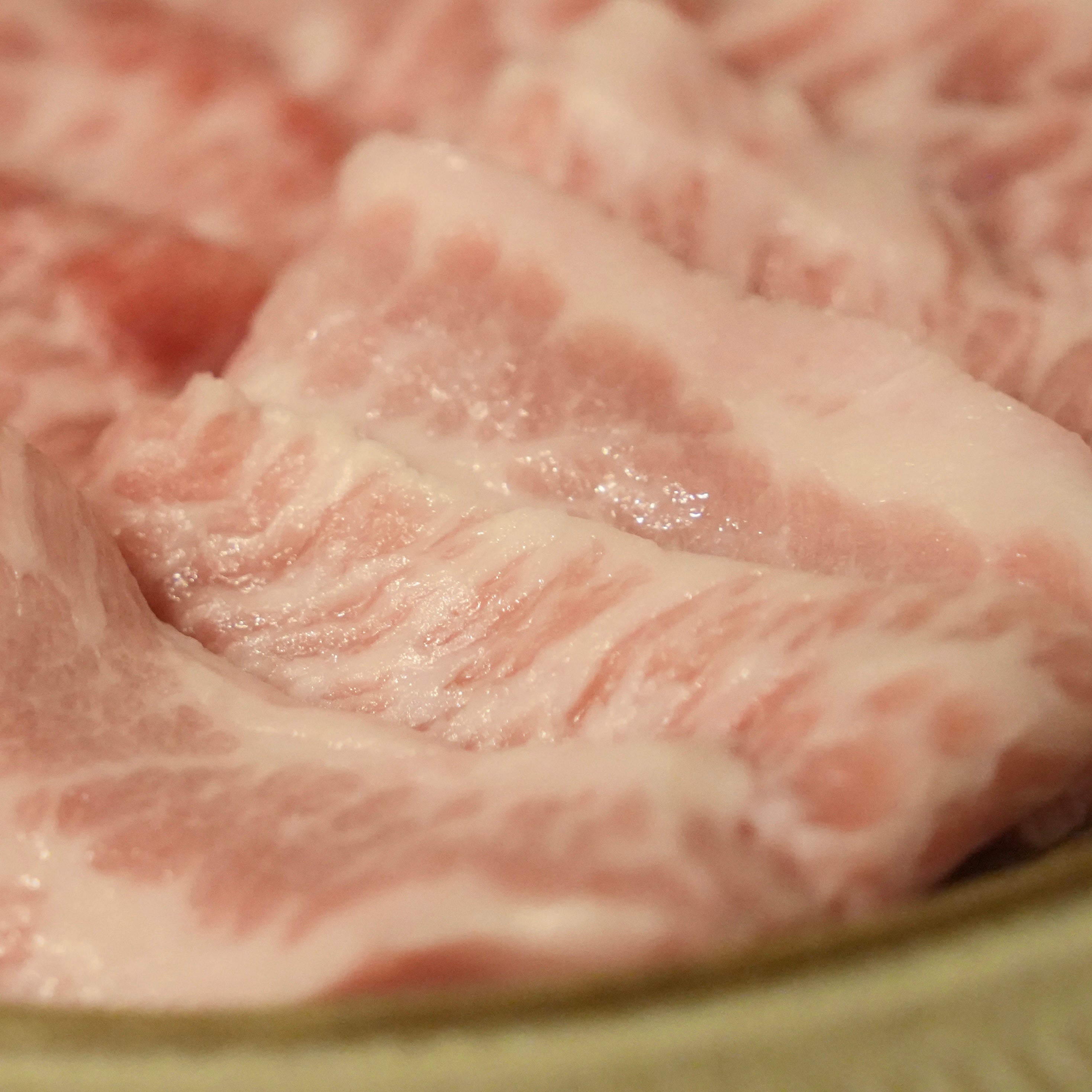 米国産 氷温熟成 黒豚 トントロ 焼肉 カット 500㌘ 豚とろ